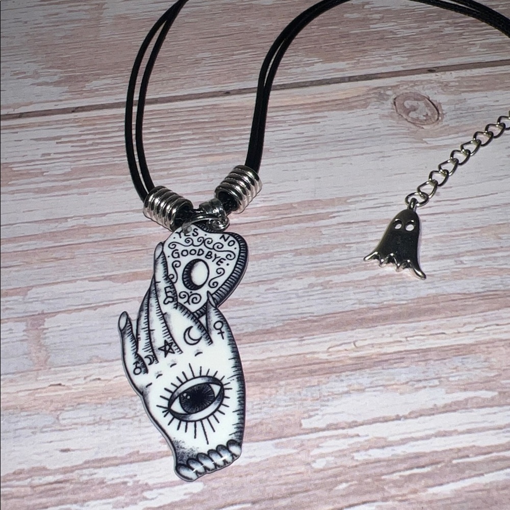 NWT Quija Board Planchette in a Paranormal Hand Pendant Necklace